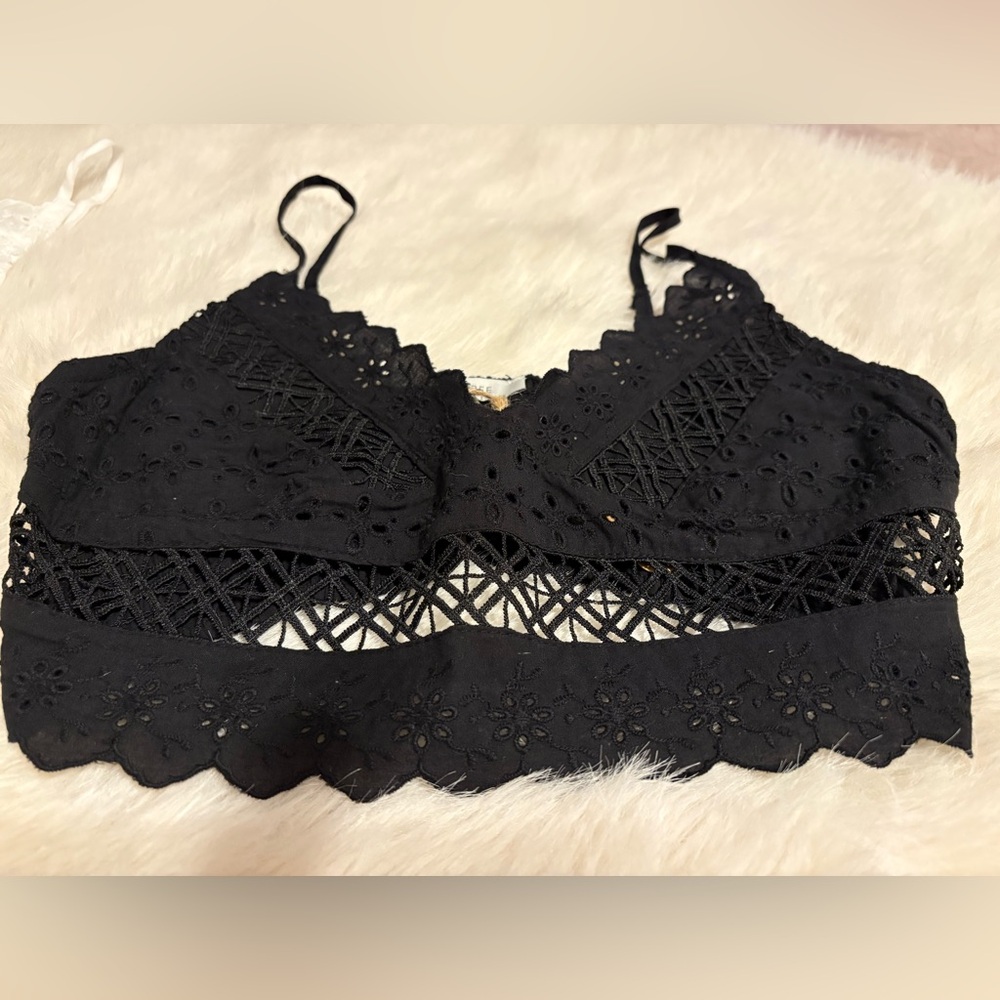 NWOT Love Tree Black Lace Bandeau